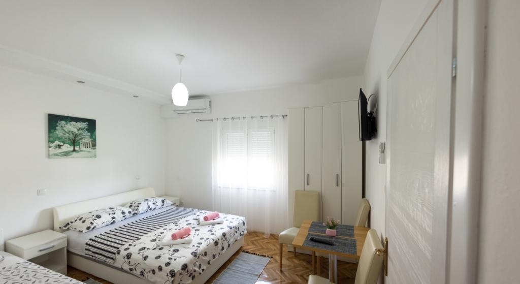 Apartmani Bridge Trebinje Kültér fotó